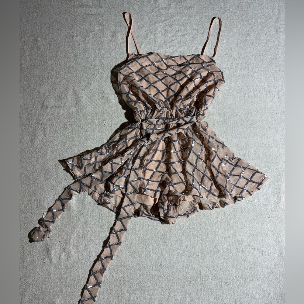 Just Me Chic Nude Silver Sequins Geometric Patterned Flowy Cocktail 🍸 Romper